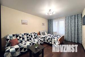 1-к квартира, посуточно, 42м2, 2/10 этаж
