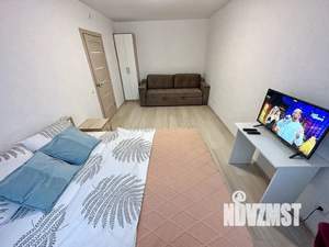 1-к квартира, посуточно, 36м2, 7/14 этаж