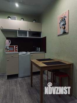 Студия квартира, посуточно, 32м2, 3/18 этаж