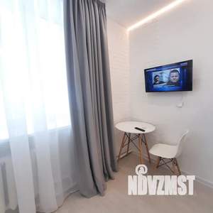 Студия квартира, посуточно, 16м2, 1/4 этаж