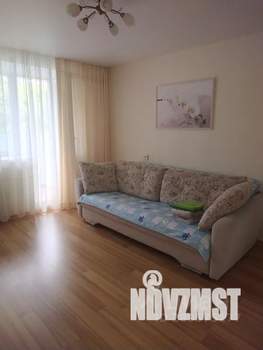 1-к квартира, посуточно, 35м2, 1/10 этаж