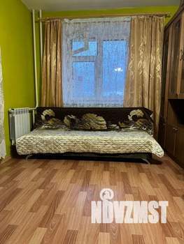 1-к квартира, посуточно, 35м2, 4/10 этаж