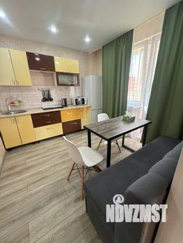 Студия квартира, посуточно, 30м2, 4/13 этаж