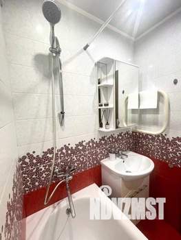 1-к квартира, посуточно, 37м2, 1/1 этаж