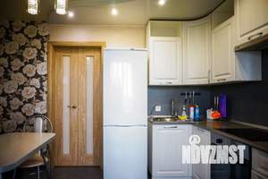 1-к квартира, посуточно, 40м2, 10/10 этаж