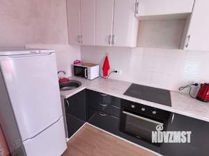 1-к квартира, посуточно, 35м2, 5/25 этаж