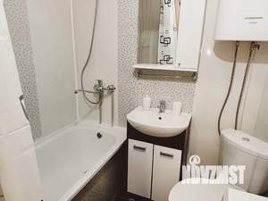 Студия квартира, посуточно, 25м2, 2/17 этаж