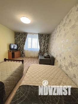 1-к квартира, посуточно, 38м2, 1/1 этаж