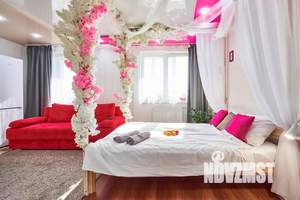 Студия квартира, посуточно, 29м2, 13/13 этаж