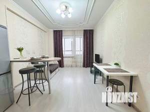 1-к квартира, посуточно, 40м2, 1/1 этаж