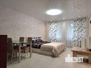 Студия квартира, на длительный срок, 34м2, 1/10 этаж