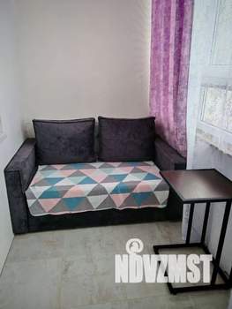 Студия квартира, посуточно, 26м2, 1/17 этаж