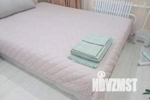 1-к квартира, посуточно, 40м2, 10/16 этаж