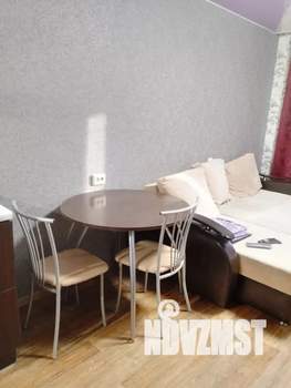 Студия квартира, посуточно, 26м2, 1/10 этаж