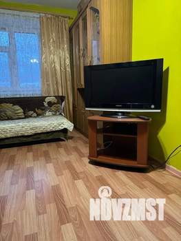 1-к квартира, посуточно, 35м2, 4/10 этаж