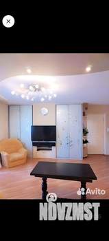 3-к квартира, посуточно, 64м2, 8/10 этаж