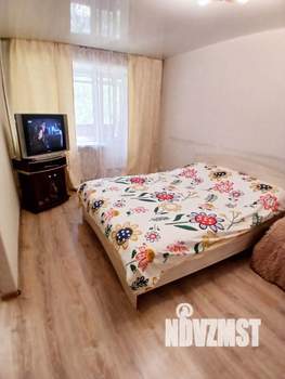 1-к квартира, посуточно, 33м2, 3/5 этаж
