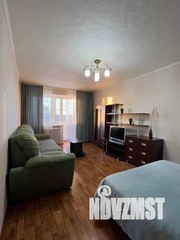 1-к квартира, посуточно, 32м2, 9/9 этаж