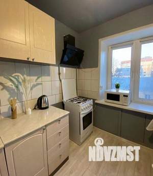 1-к квартира, на длительный срок, 32м2, 5/5 этаж