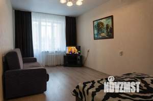 1-к квартира, посуточно, 40м2, 2/9 этаж