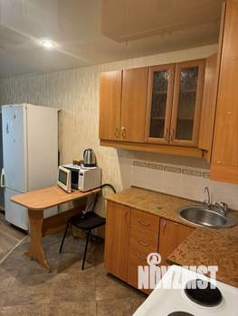 Студия квартира, посуточно, 25м2, 3/17 этаж