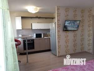 Студия квартира, посуточно, 28м2, 9/17 этаж