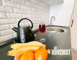 1-к квартира, посуточно, 56м2, 1/1 этаж