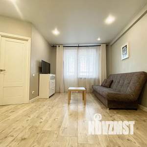 1-к квартира, посуточно, 44м2, 8/22 этаж