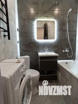 Студия квартира, посуточно, 28м2, 1/17 этаж