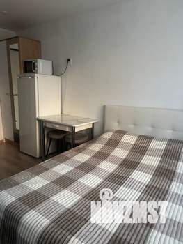 Студия квартира, посуточно, 13м2, 1/5 этаж