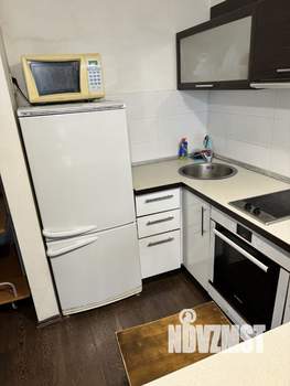 Студия квартира, посуточно, 30м2, 6/10 этаж