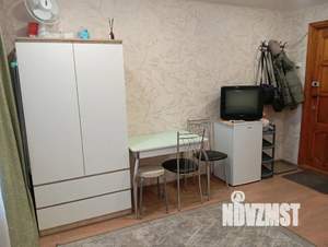 Студия квартира, посуточно, 17м2, 2/9 этаж