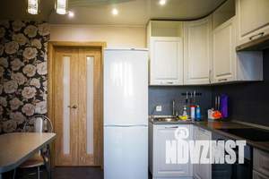 1-к квартира, посуточно, 36м2, 10/10 этаж