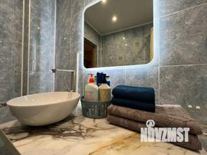 1-к квартира, посуточно, 35м2, 4/5 этаж