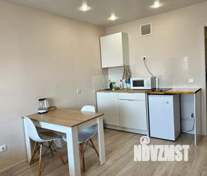 Студия квартира, посуточно, 27м2, 13/17 этаж