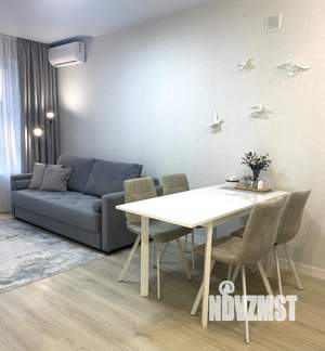 2-к квартира, посуточно, 40м2, 4/15 этаж