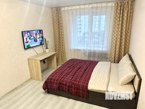 1-к квартира, посуточно, 42м2, 4/16 этаж