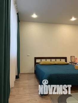 1-к квартира, посуточно, 35м2, 4/5 этаж