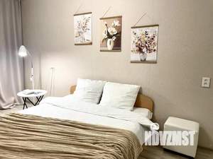 1-к квартира, посуточно, 37м2, 1/1 этаж