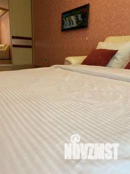 1-к квартира, посуточно, 48м2, 3/5 этаж