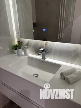 Студия квартира, посуточно, 39м2, 12/18 этаж