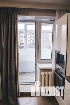 Студия квартира, посуточно, 37м2, 4/10 этаж