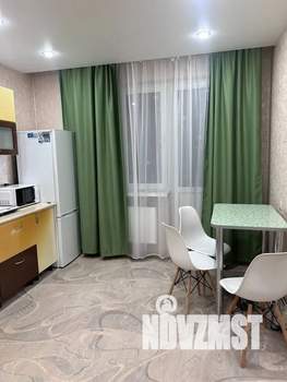 Студия квартира, посуточно, 30м2, 4/13 этаж