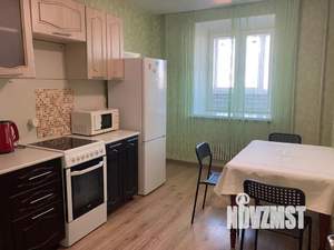 1-к квартира, посуточно, 40м2, 12/16 этаж