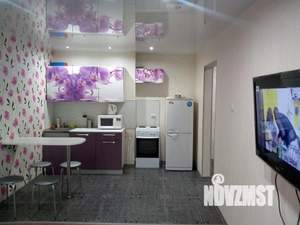 1-к квартира, посуточно, 50м2, 1/1 этаж