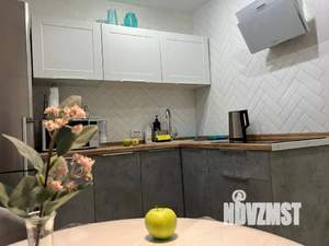 1-к квартира, посуточно, 40м2, 4/10 этаж