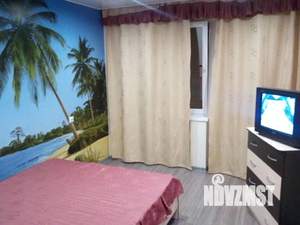 1-к квартира, посуточно, 50м2, 1/1 этаж