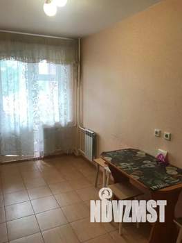 1-к квартира, посуточно, 40м2, 4/10 этаж