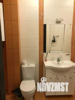 1-к квартира, посуточно, 35м2, 5/15 этаж