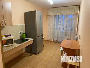 1-к квартира, посуточно, 40м2, 4/10 этаж